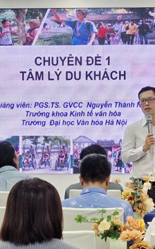 Lạng Sơn nâng cao chất lượng đội ngũ hướng dẫn viên du lịch