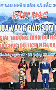 Vinh danh Làng du lịch cộng đồng Quỳnh Sơn