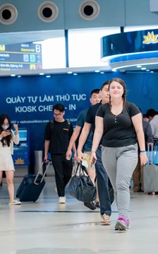 Sân bay Nội Bài đón 120 ngàn lượt khách trong ngày 2.9