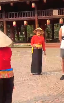 Bước ra từ đồng ruộng trở thành “sứ giả” văn hóa, du lịch