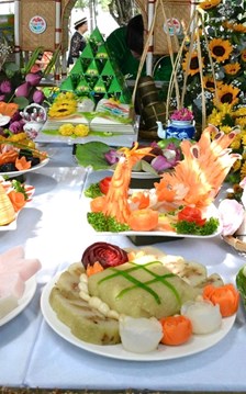 Gia Lai: Rộn ràng sắc vị Ngày hội bánh truyền thống 