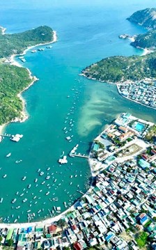 Vĩnh Hy - Thiên đường du lịch giữa miền nắng gió
