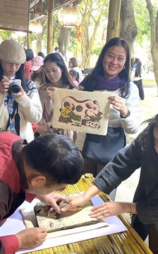 Giữ hồn tranh Đông Hồ qua những hành trình trải nghiệm 