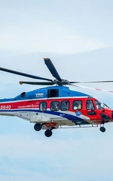 Trực thăng ngắm thành phố Hồ Chí Minh trở lại bầu trời