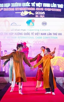 Quảng bá du lịch: Bề nổi hay chiều sâu?