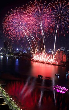 DIFF 2026: Đà Nẵng tiếp tục “cháy vé”, Đức và Macau tạo đại tiệc ánh sáng trên sông Hàn