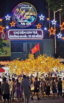 Đà Nẵng siết quản lý bán hàng rong tại các điểm du lịch, chợ đêm