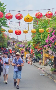 Du lịch Đà Nẵng tăng trưởng mạnh trong 9 tháng năm 2026