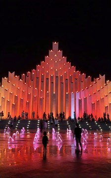 Tháp Tam Thắng chính thức mở cửa, đánh thức không gian biển Thùy Vân