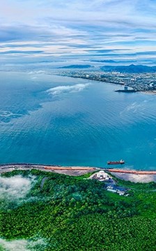 Đô thị du lịch biển: Cuộc đua mới của các địa phương