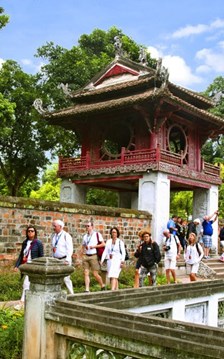 Tin vui: Du lịch Việt Nam đón lượng khách quốc tế kỷ lục