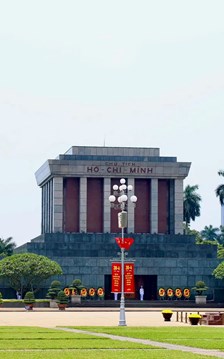 7 điểm đến hấp dẫn không thể bỏ lỡ tại Hà Nội dịp Giỗ Tổ và 30.4