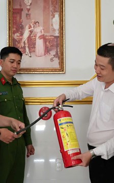 Quảng Ngãi tăng cường phòng cháy tại cơ sở lưu trú mùa du lịch