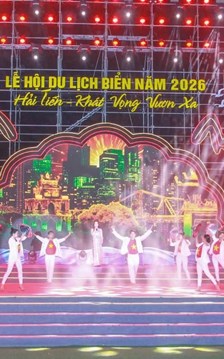 Hải Tiến khai hội mùa hè, khát vọng vươn xa