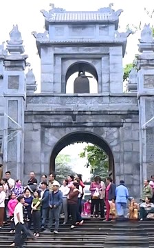 Đền Sòng Sơn - điểm hẹn tâm linh của du khách thập phương