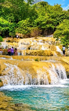 Thác Mây 9 bậc giữa đại ngàn xứ Thanh hút khách mùa hè