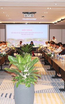 Nghệ An đối thoại cùng doanh nghiệp, tháo gỡ điểm nghẽn phát triển du lịch
