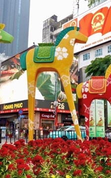 Mở cửa đường hoa Nguyễn Huệ tối 15.2, TP.HCM bừng sáng với AI và AR