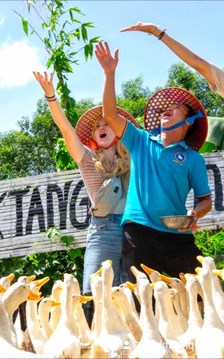 Du khách quốc tế đang tìm gì ở Việt Nam ngoài biển và di sản?