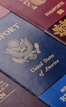Khi hộ chiếu trở thành “bảo hiểm” toàn cầu