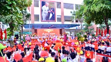 Một tiếng trống khai trường vang trên cả nước