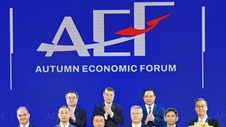 Thủ tướng chứng kiến TP.HCM công bố 12 dự án đầu tư vào các lĩnh vực trọng điểm