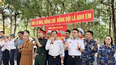 Những sân khấu đặc biệt ở Trường Sa