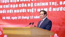 Thủ tướng: Không ngừng hoàn thiện thể chế, chính sách, pháp luật cho người Việt Nam ở nước ngoài 