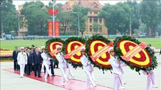 Lãnh đạo Đảng, Nhà nước vào Lăng viếng Chủ tịch Hồ Chí Minh