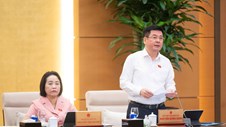Đề xuất cấm kinh doanh “khí cười” ngoài mục đích y tế