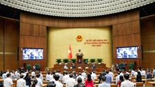 Quốc hội dành phút mặc niệm Chủ tịch Quốc hội Lào Saysomphone Phomvihane