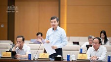 Ủy ban Thường vụ Quốc hội cho ý kiến về dự án Luật sửa đổi, bổ sung một số điều của Luật Chứng khoán