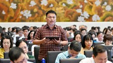 ĐBQH: Quy định không đi vào cuộc sống, lỗi ở người dân hay cách thực hiện?