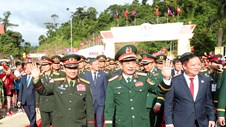 Vun đắp tình đoàn kết, giao lưu hữu nghị giữa Việt Nam và Lào