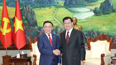 Thường trực Ban Bí thư Trần Cẩm Tú hội kiến với lãnh đạo cấp cao Lào