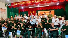 Chủ tịch Quốc hội Trần Thanh Mẫn tri ân người có công với cách mạng tại TP.HCM