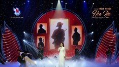 Quán quân Sao Mai 2017 - Thu Thủy xúc động hát “Hàng bia trắng” tri ân các anh hùng liệt sĩ
