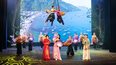 Lần đầu tiên xiếc - cải lương - ca múa nhạc hội ngộ trên cùng một sân khấu