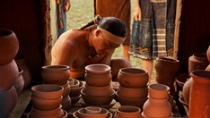 Đồ gốm Đông Sơn – lớp trầm tích văn hóa sống động trong phim “Huyền tình Dạ Trạch“