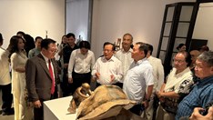 Khai mạc triển lãm điêu khắc “Chuyện nhỏ, chuyện to” của NSND Vương Duy Biên