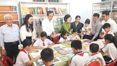 Khánh Hòa: Trao tặng 937 đầu sách cho Thư viện xã Diên Khánh 