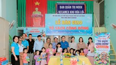 Thư viện Bình Dương trao tặng “Tủ sách cộng đồng”, lan tỏa văn hóa đọc đến người lao động