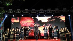 Rực rỡ đêm hội “Kon Tum - Âm vang đại ngàn, khúc ca thống nhất“