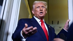 Tổng thống Trump bác lời xin lỗi của BBC, tuyên bố có thể kiện đòi 5 tỉ USD