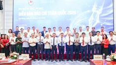 Công bố 10 quy tắc sử dụng AI trong hoạt động báo chí