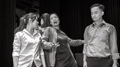 Ánh sáng trên sàn tập