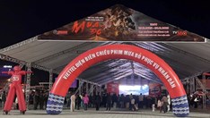 Hơn 1.000 người dân Điện Biên xem miễn phí phim “Mưa đỏ”