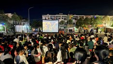 Khán giả An Giang vẫn sốt với phim “Mưa đỏ”