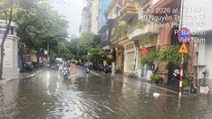 Hà Nội: Úng ngập do vượt khả năng tiêu thoát cục bộ của hệ thống