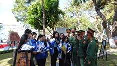 Phố núi Pleiku rộn ràng Hội báo Xuân Bính Ngọ 2026